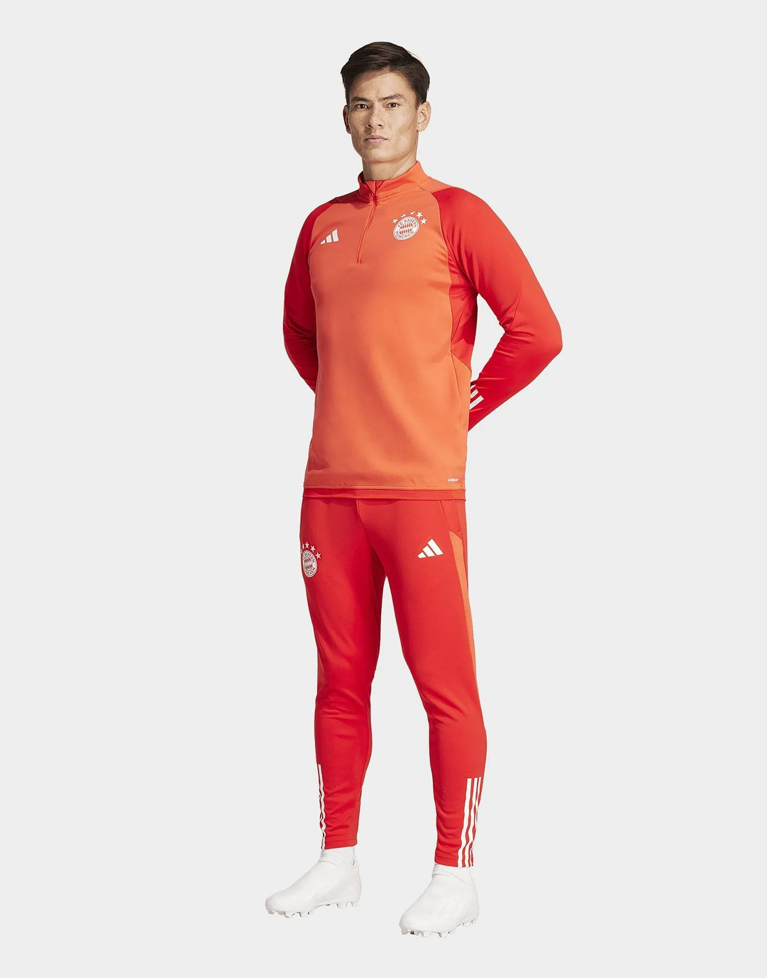 adidas Pantalón entrenamiento FC Bayern Tiro 23