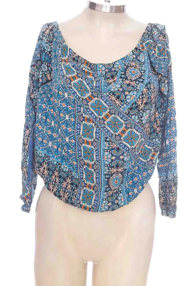 BLUSA COLOR AZUL  TICKET