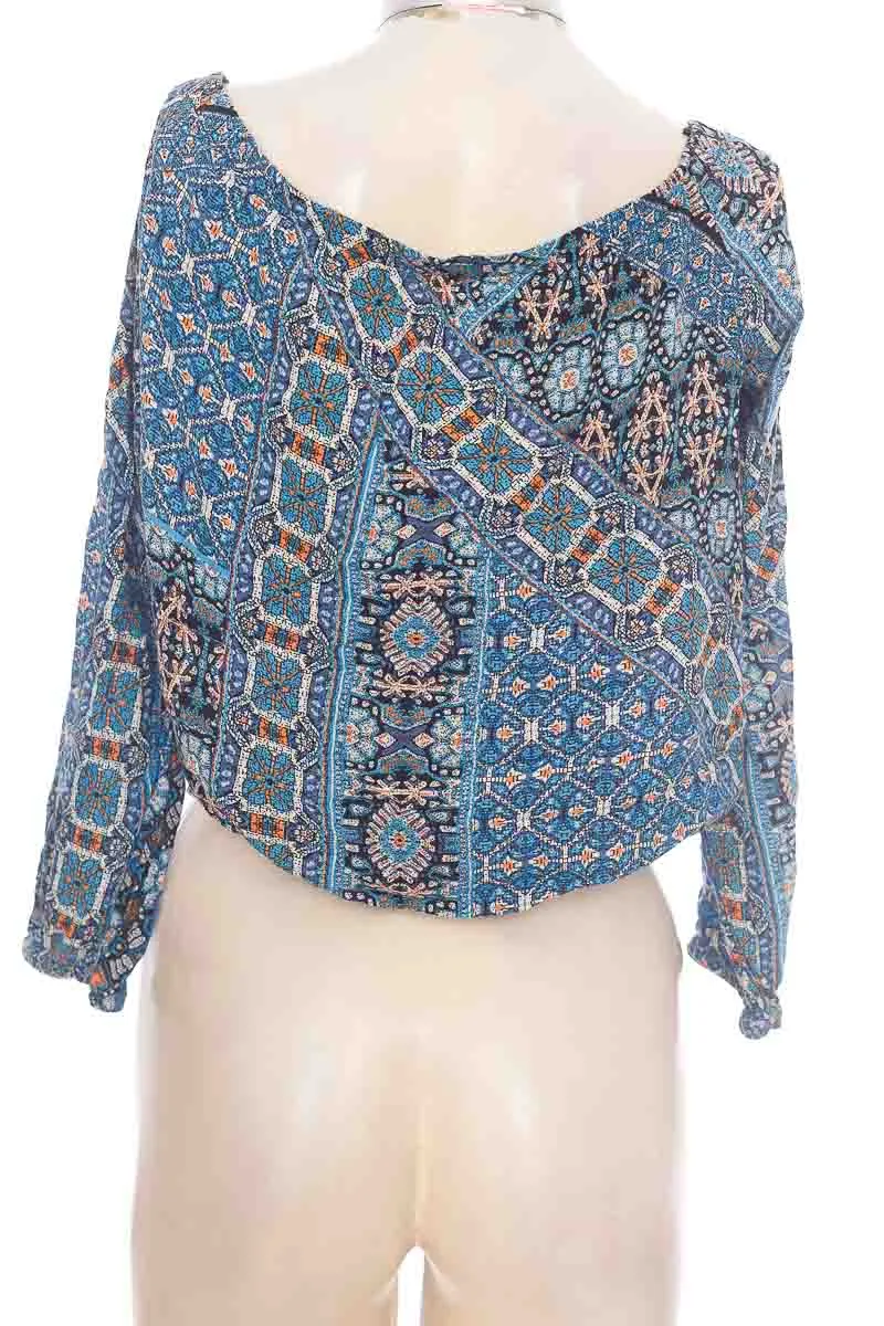 BLUSA COLOR AZUL  TICKET