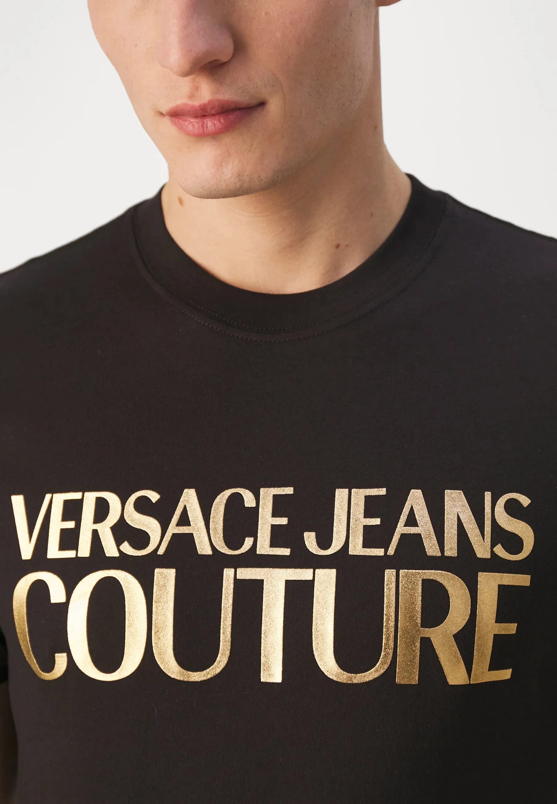 CAMISETA VERSACE COUTURE  76GAHT00 CJ00T G89