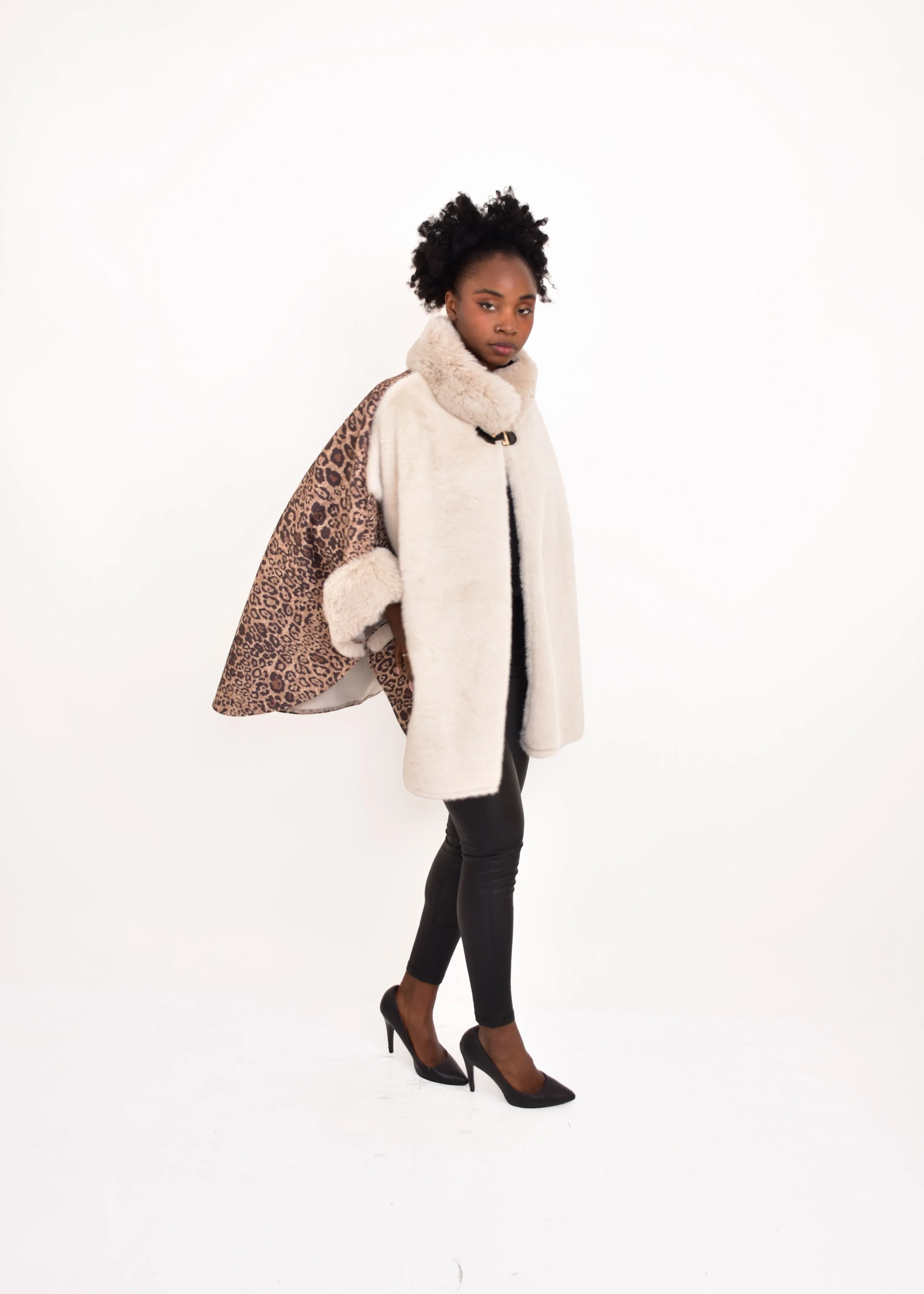 CAPA PELO ANIMAL PRINT