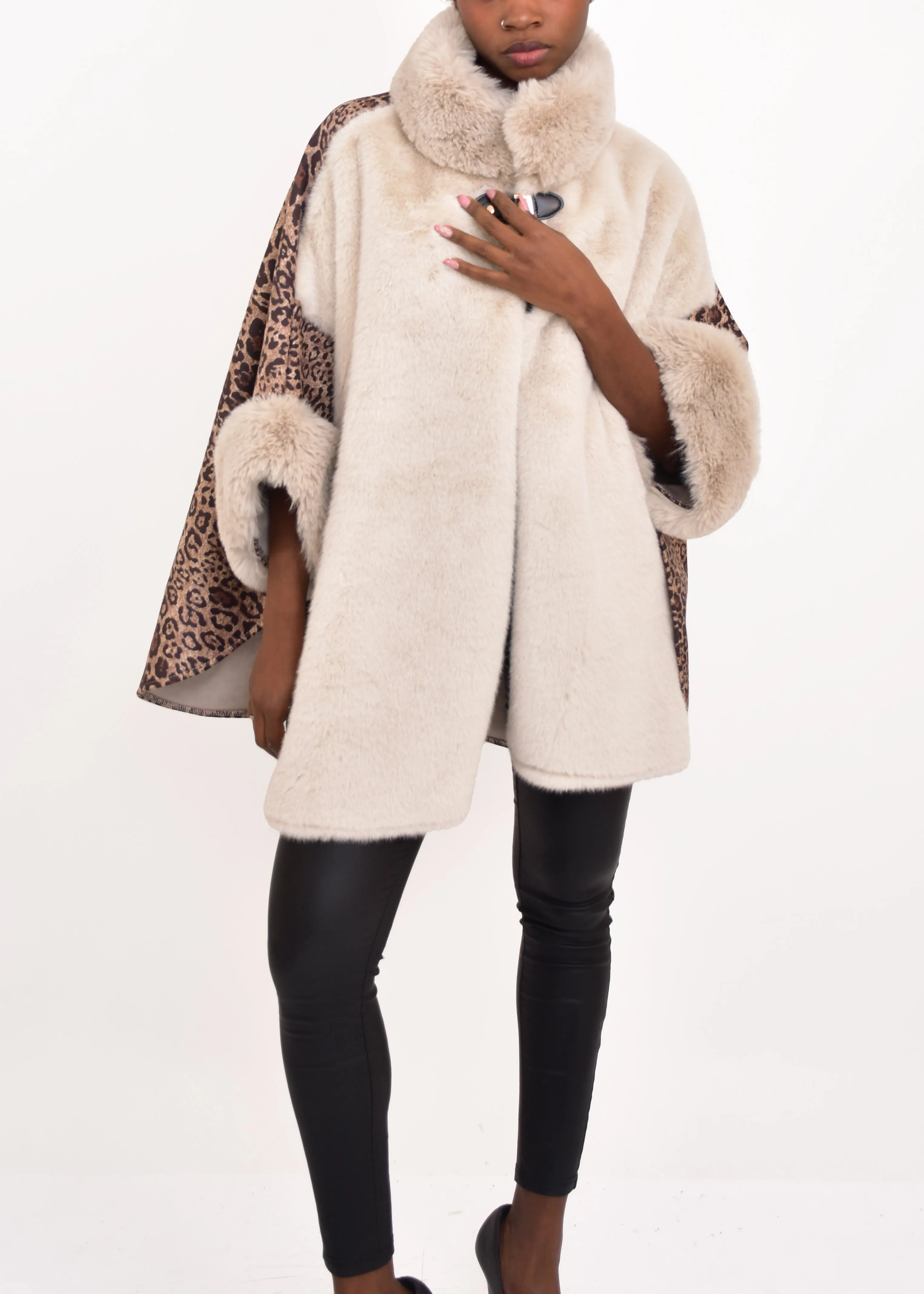 CAPA PELO ANIMAL PRINT