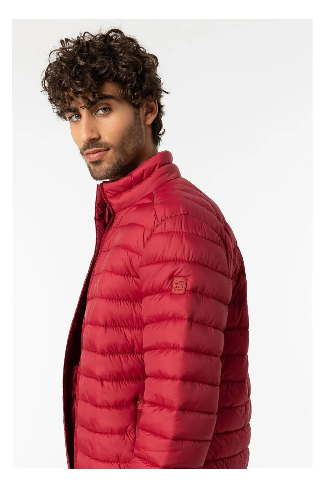 Cazadora acolchada Koro rojo