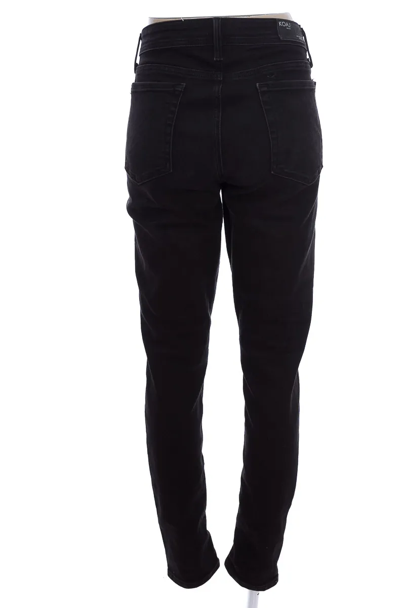 JEAN COLOR NEGRO  KOAJ
