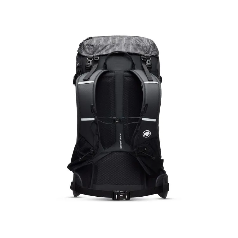 Mochila de montañismo Mammut Trion 38 (negra)