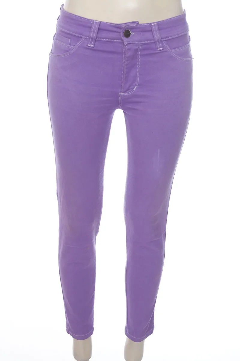 PANTALóN COLOR MORADO  DONATO‘S
