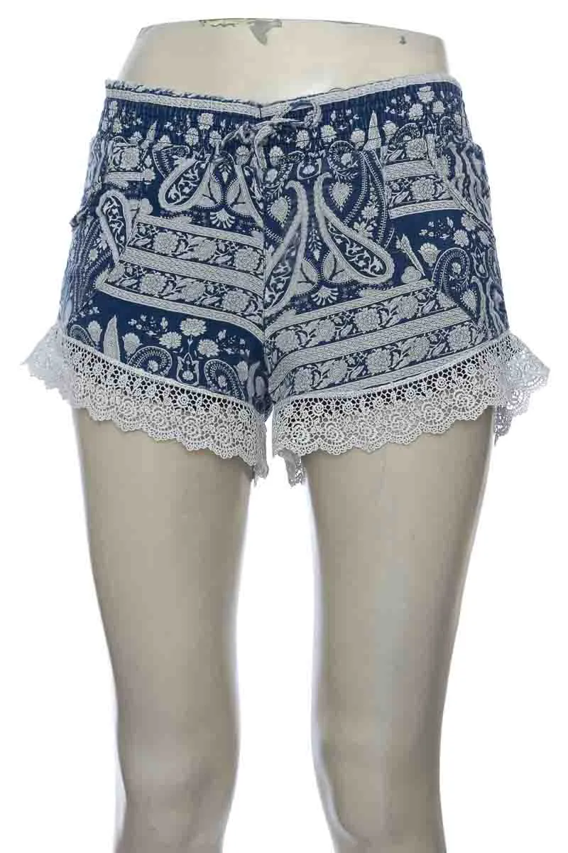 SHORT COLOR ESTAMPADO  CLOSEANDO