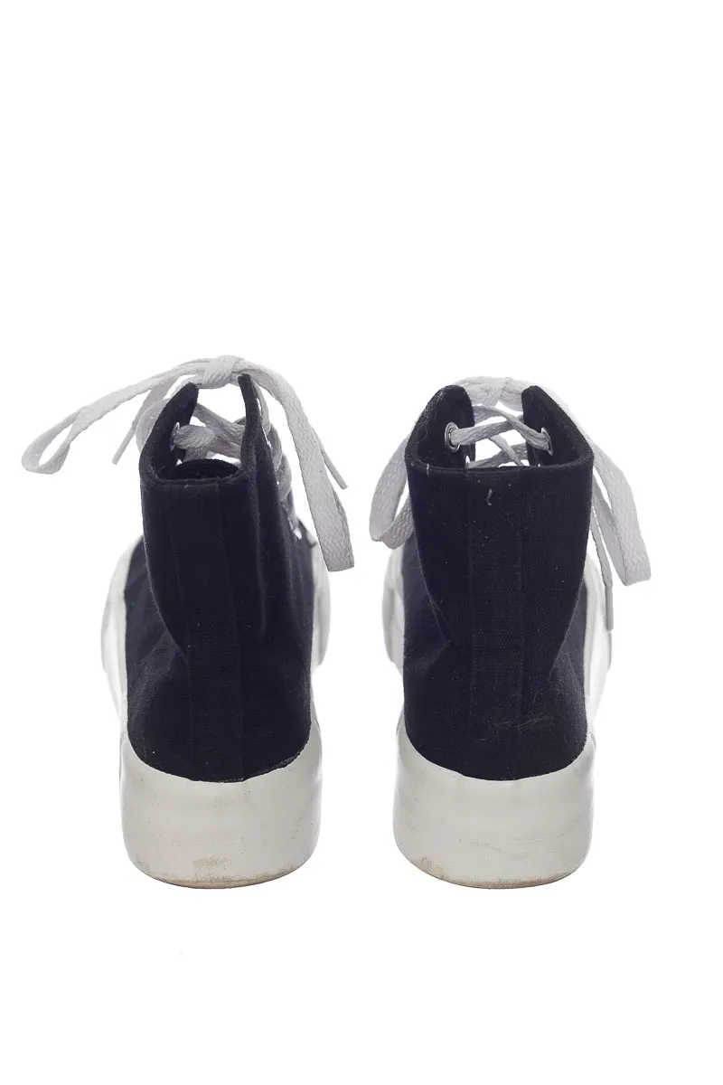 ZAPATOS COLOR NEGRO  SYBILLA